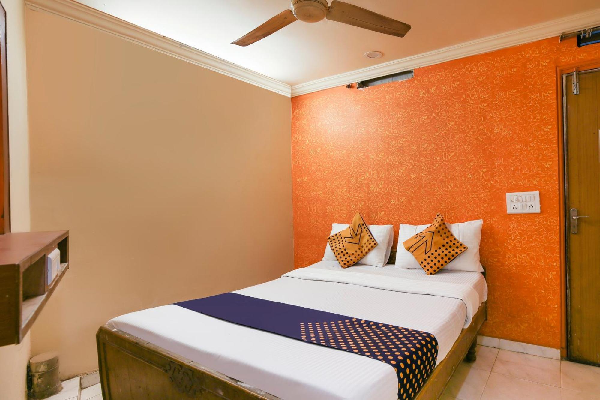 Hotel O Super Guest House Ahmadabad Zewnętrze zdjęcie
