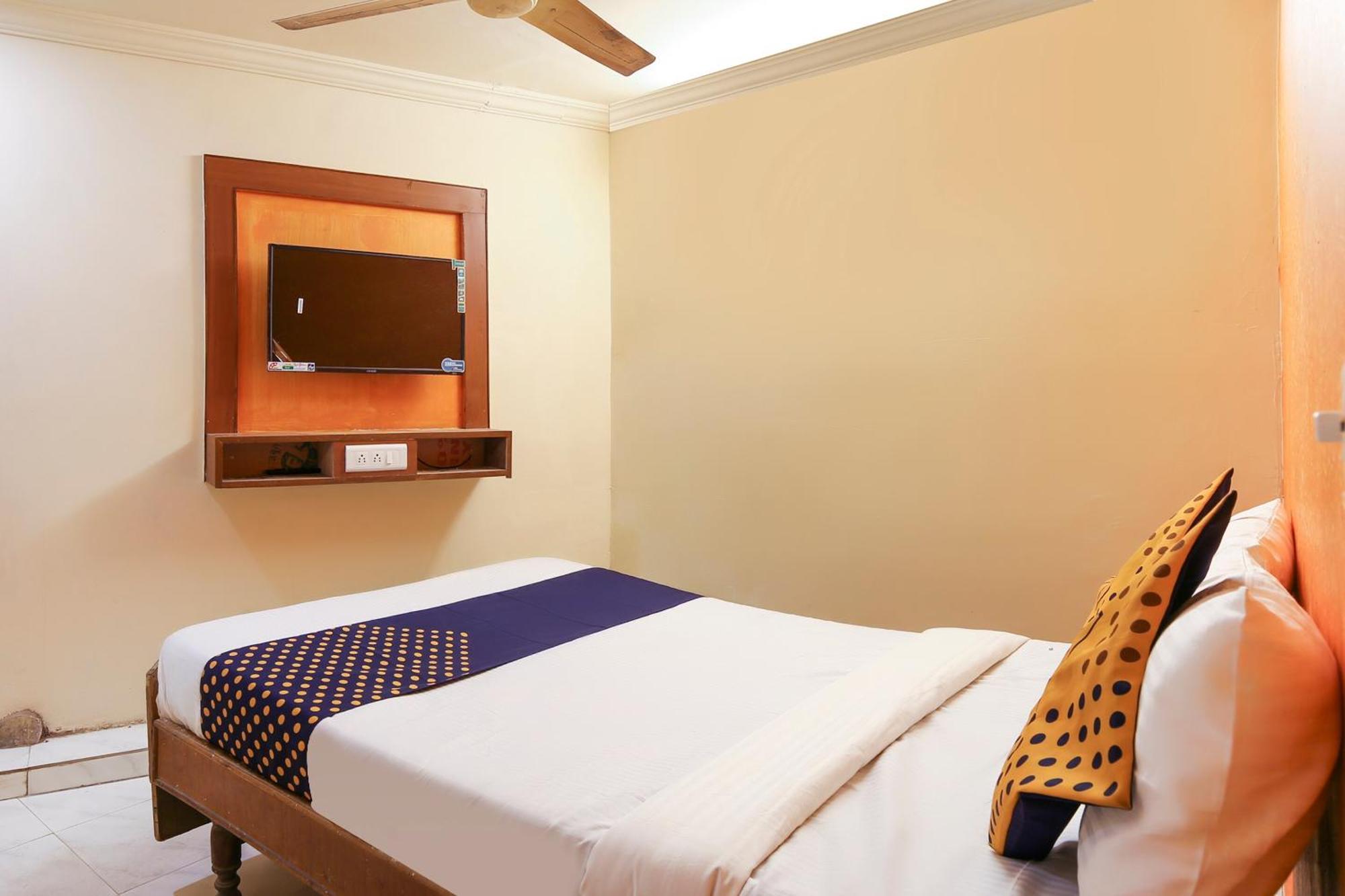Hotel O Super Guest House Ahmadabad Zewnętrze zdjęcie